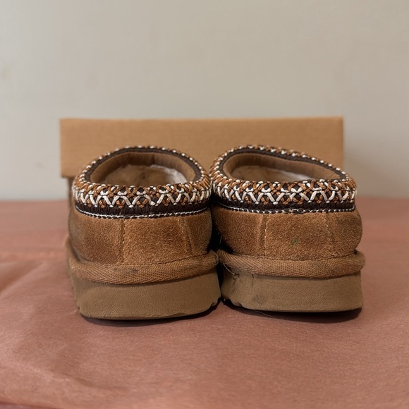 UGG Tan tasmin Shoe Box with Label - Picture 4 of 7